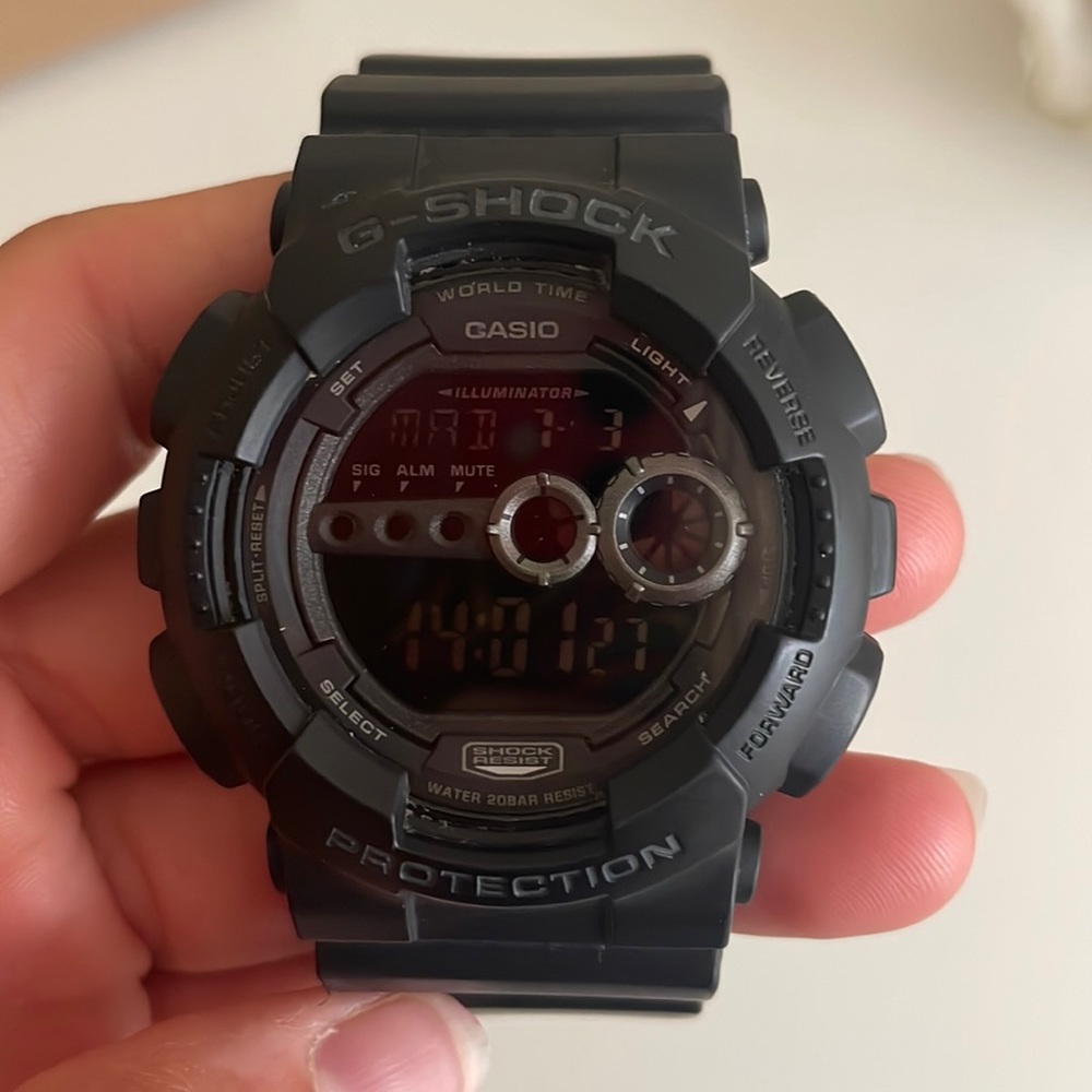 Mens G Shock watch